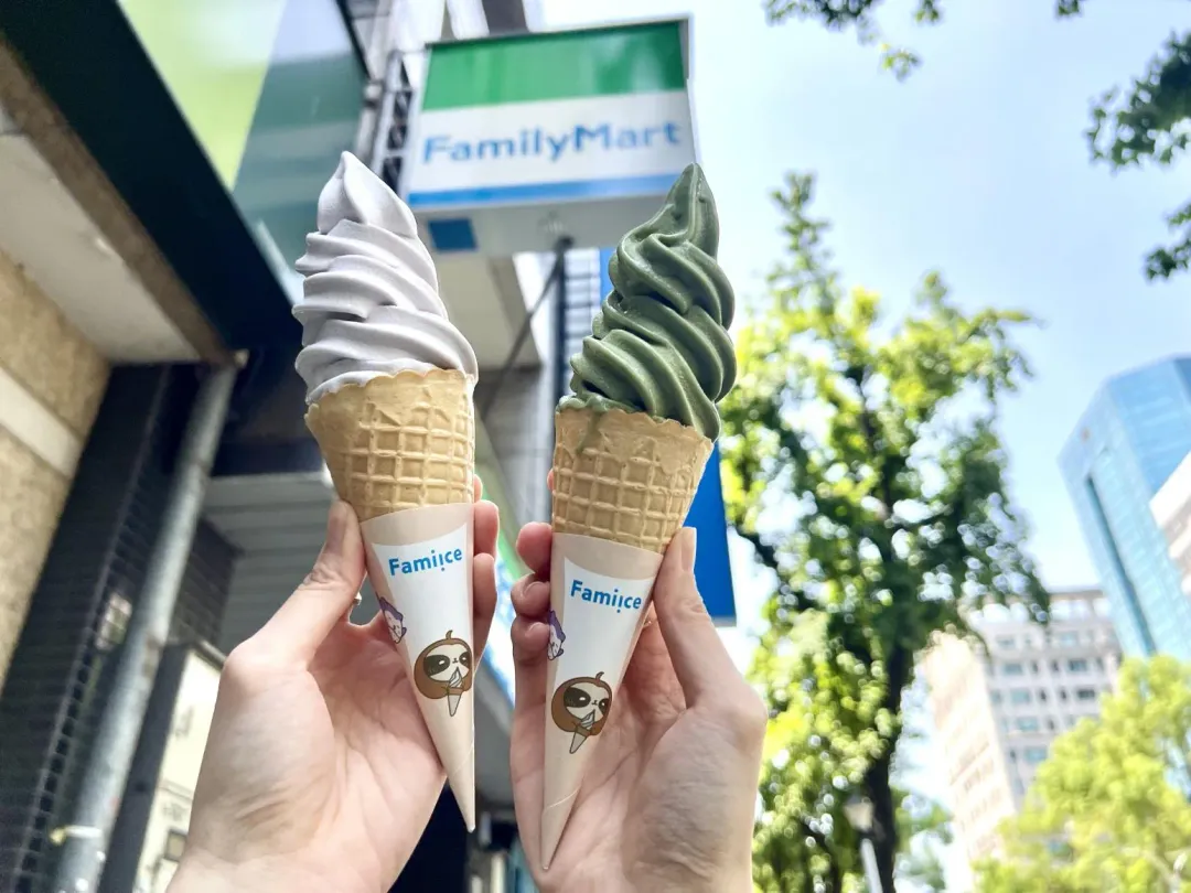 歡慶隨買跨店取周年慶 今晚19_11「全家」APP推出Fami!ce霜淇淋買2送2限時優惠!(圖/業者提供)