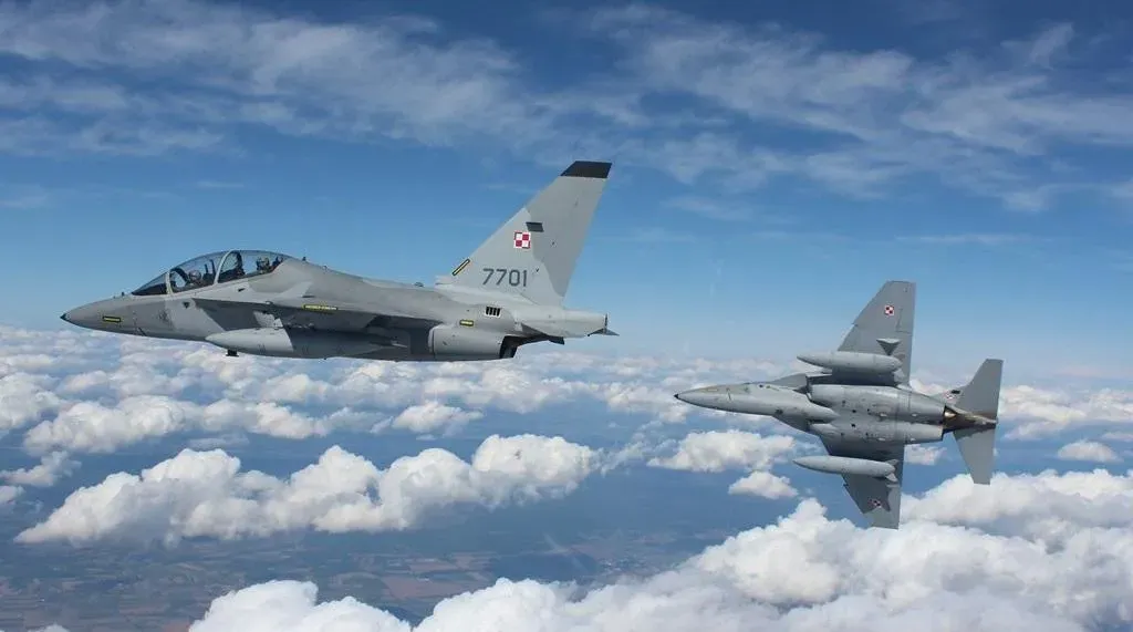 波蘭空軍M-346教練機。(圖/波蘭空軍)