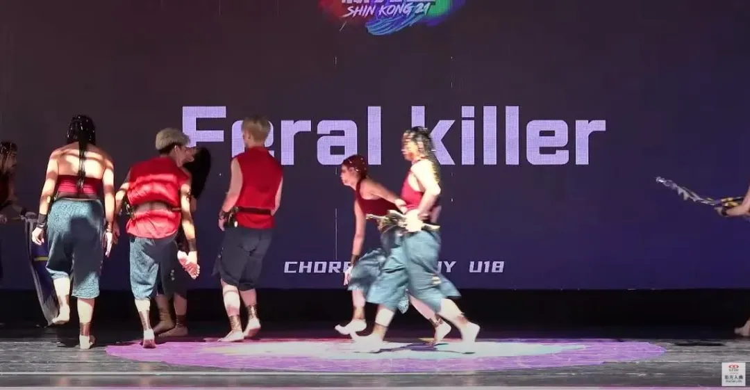 5名參賽學生腳底起水泡。（圖／翻攝YouTube 第21屆新光盃街舞大賽7/21「初賽B」直播）
