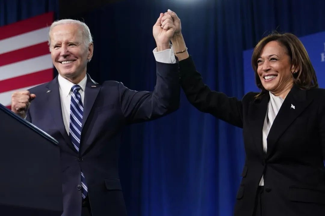 拜登（Joe Biden）決定不連任後改由支持賀錦麗。（圖／美聯社）
