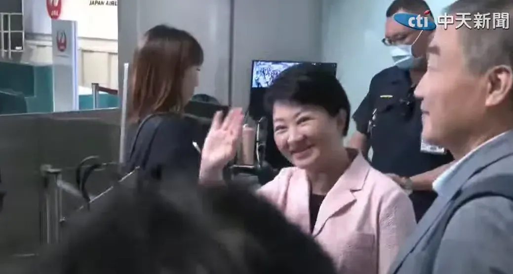 盧秀燕起程訪美。（圖/中天新聞）