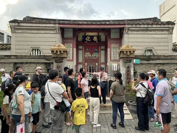 散步路線將帶遊客到不同寺廟一探當地人文歷史。(圖/台南市政府提供)