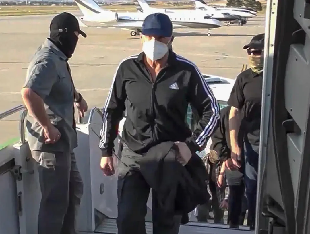 俄羅斯囚犯柯拉希可夫（Vadim Krasikov），他因暗殺喬治亞籍前車臣叛軍指揮官甘戈什維利而被判無期徒刑。（圖／美聯社）