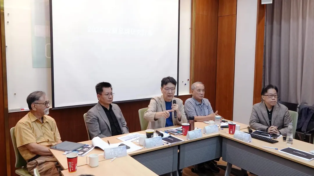 趙少康出席「2024政黨品牌研究」調查結果記者會。(圖/翻攝趙少康臉書)