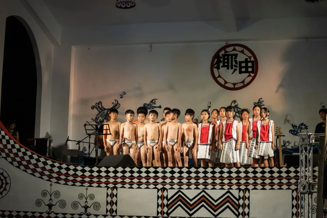 蘭嶼場將邀請蘭嶼在地小飛魚文化展演隊登台演出。（圖／台東縣政府提供）
