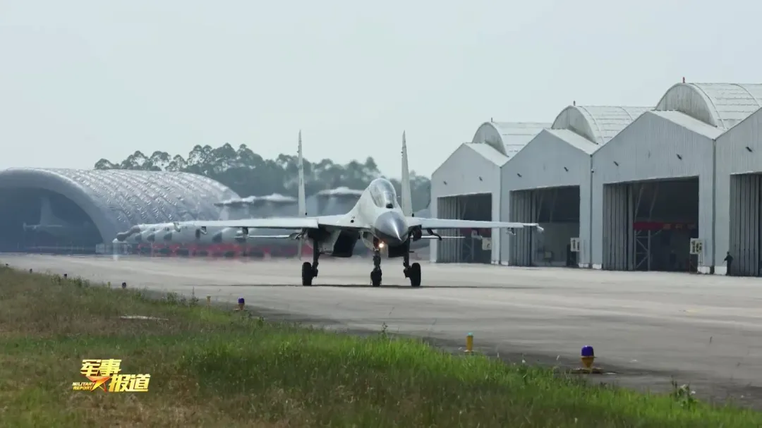 分析指殲-11BSH作為「假想敵」機型,劍指越南空軍。(資料照/翻攝央視網)