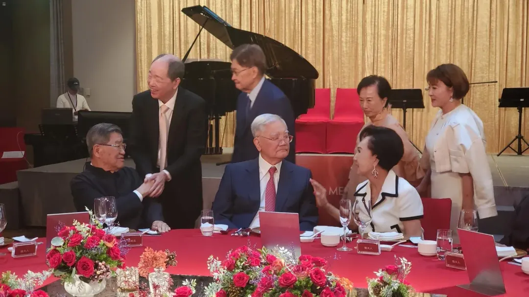 前副總統連戰夫婦24日舉辦結婚60周年的鑽石婚宴。(圖/連戰辦公室提供)
