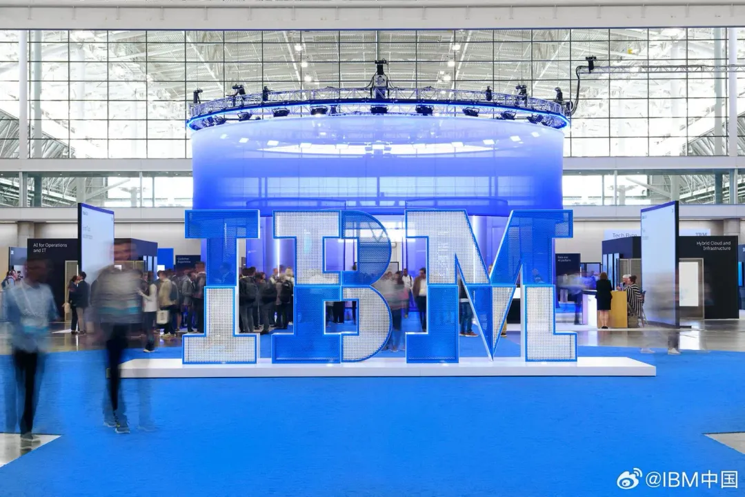 IBM最新財報2024年第二季度營收總額約為158億美元。（圖／翻攝微博「IBM中國」）