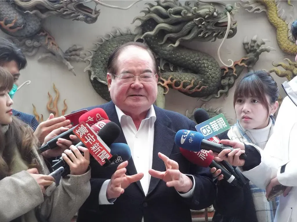 李乾龍今爆料,先嗇宮今年其實有抽國運籤,但是「下下籤」,讓他嚇了一跳。(圖/資料照)