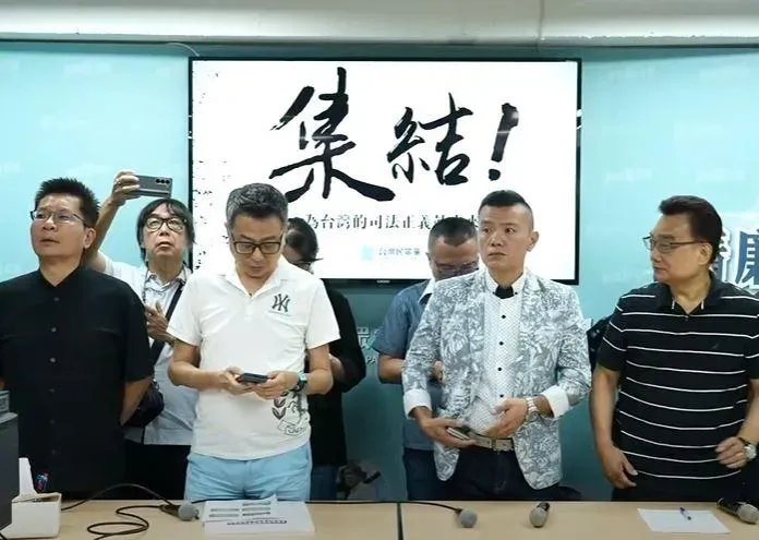 民眾黨聲援柯文哲。（資料照）