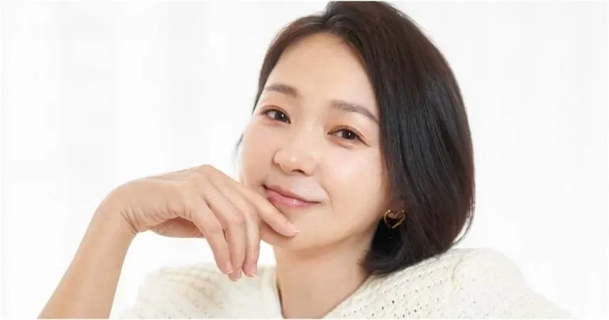 六月痛批合夥人吃裡扒外。(圖/六月臉書)
