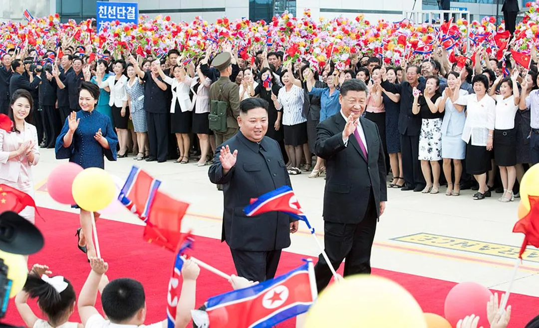 2019年大陸國家主席習近平訪北韓,金正恩為其舉行歡迎儀式。(資料照/央視)
