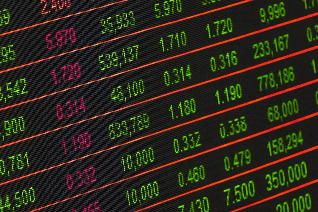 大陸上市公司出現離譜暴雷事件,公司帳上60億現金遭轉出最終導致下市(示意圖/免費圖庫pixabay)
