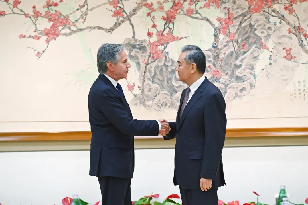 大陸外長王毅在紐約聯合國大會期間與美國國務卿布林肯會面。(圖/新華社)