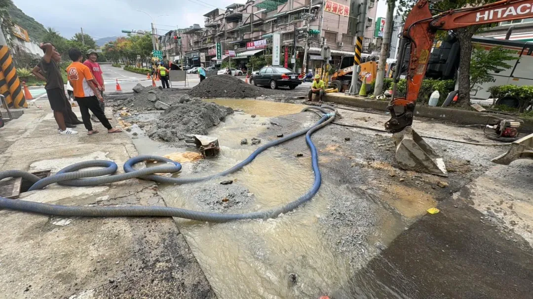 台水為搶修破裂水管，將於28日晚間9時停水到29日中午12時。（圖／翻攝畫面）
