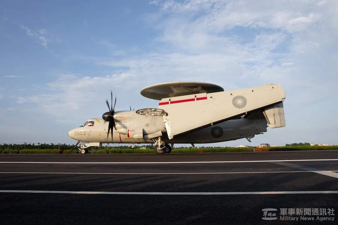 空軍現役的E-2K預警機。(圖/軍聞社)
