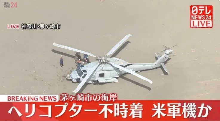 美軍第51中隊MH-60R直升機降落海灘。(圖/NNN)