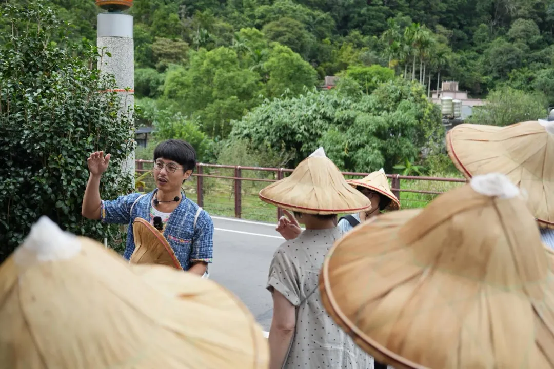 採集人共作室創辦人陳科廷,從農業及生態背景出發,分享坪林北勢溪流域的地方知識學。(圖/新北市文化局提供)