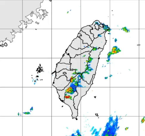 10月12日下午4點，氣象署雷達回波圖。（圖/翻攝自氣象署官網）