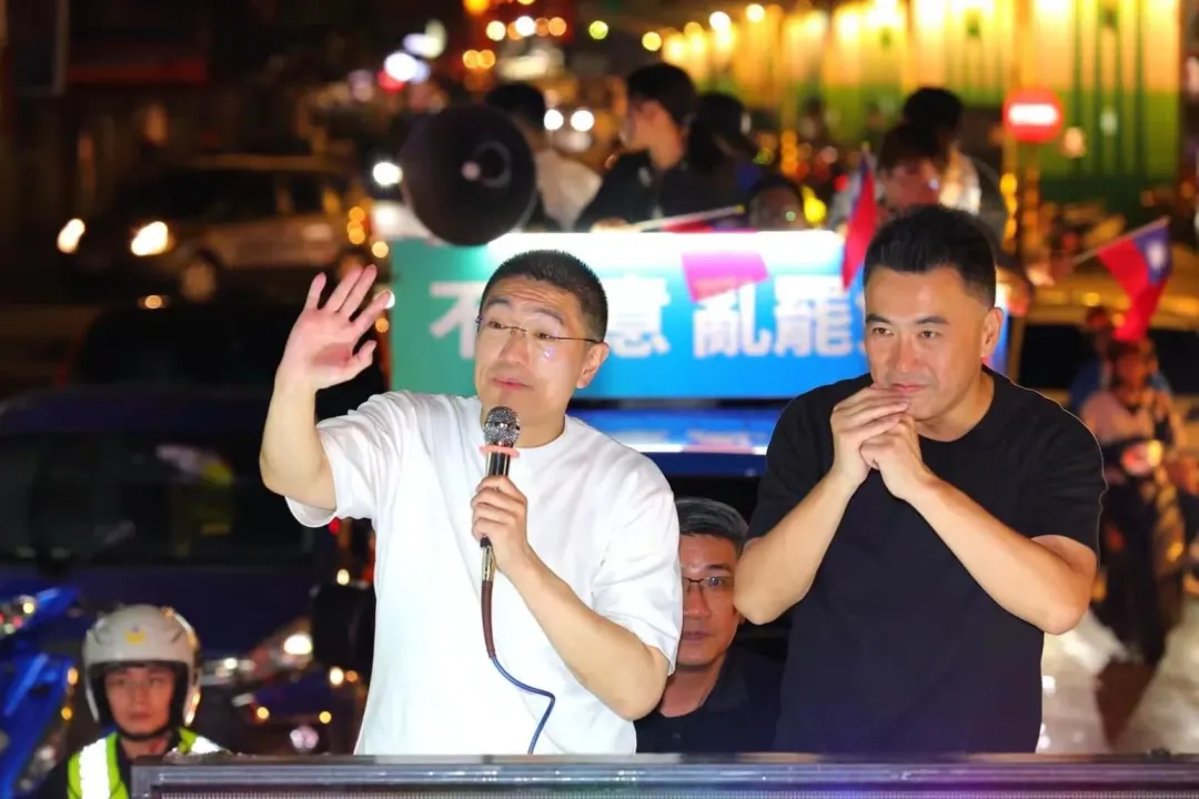 基隆市長謝國樑罷免案13日投票結束,謝國樑平安過關。(圖/翻攝謝國樑臉書)