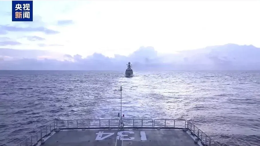 美媒報導解放軍在台海部署近90艘海軍與海警艦艇。（資料照／翻攝央視新聞）