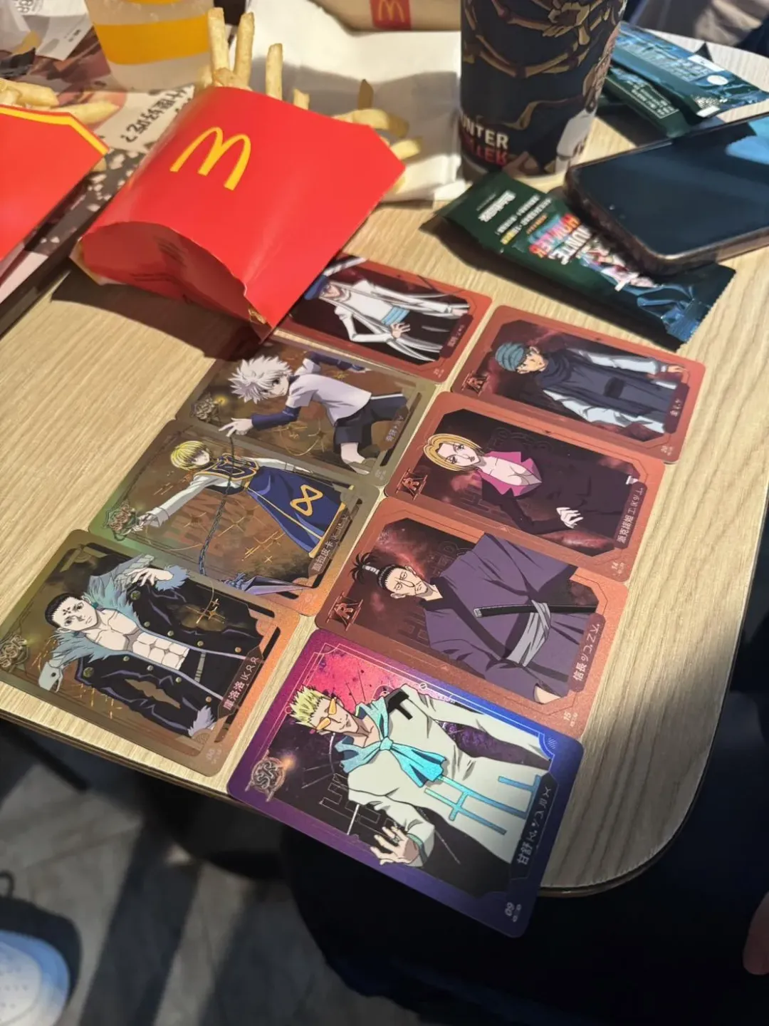 獵人粉絲曬出戰利品。(圖/記者陳奕廷攝,下同)