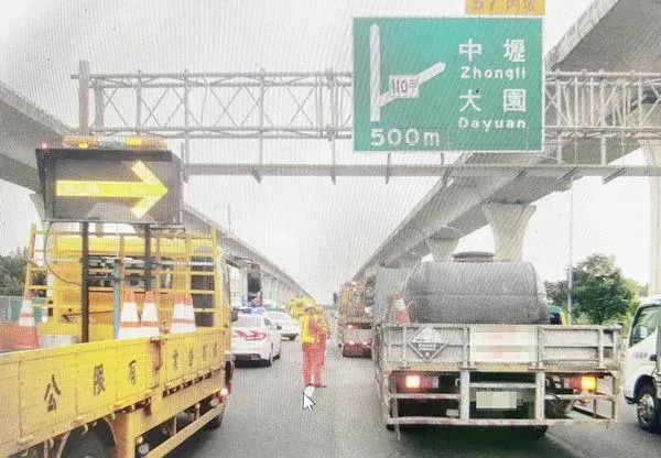 事故現場。(圖/國道一隊警方提供)