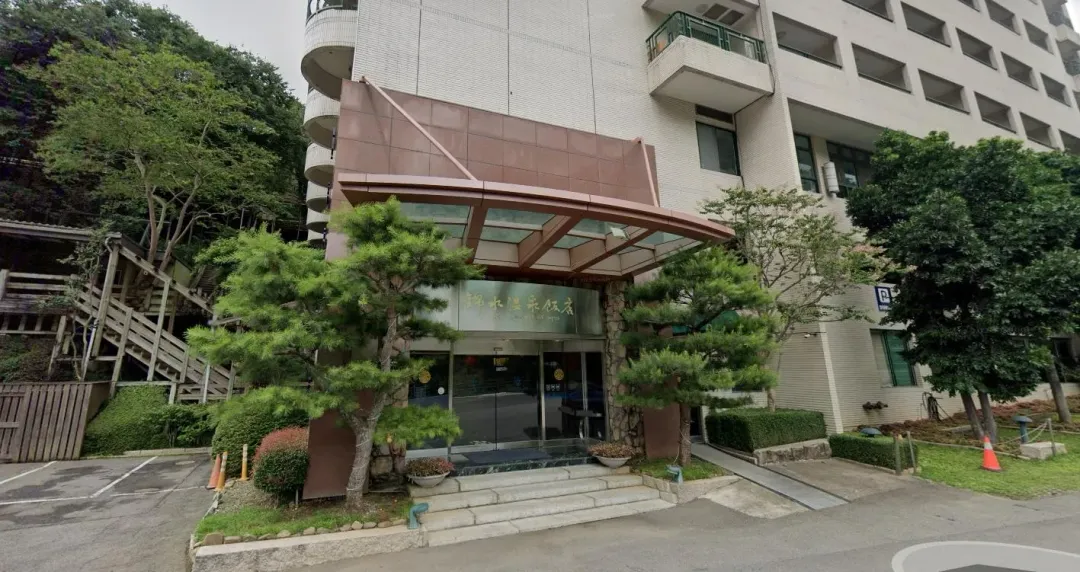 經初步清查，錦水飯店業者積欠員工1至7月薪資共約470萬元，受影響員工約30人。（圖／翻攝Google Map）