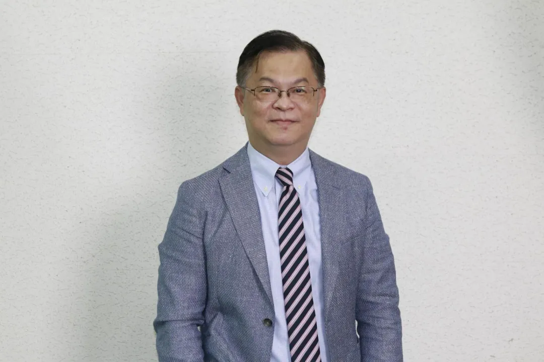 財經專家黃世聰認為經營權爭奪造成類似鄭文逸案件,判決衍生出的爭議不少;法界是否該聽聽財經實務界的經驗,參考專家證人的意見來做為日後判決的依據。(圖/黃世聰提供)