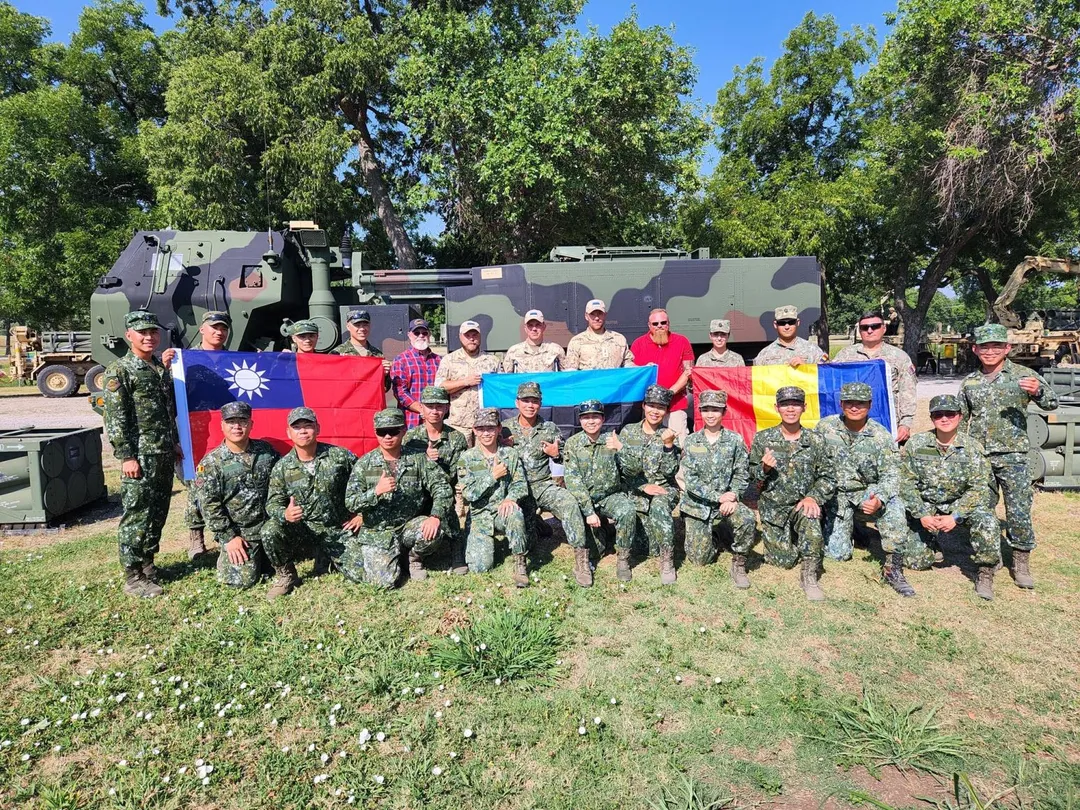 赴美接受HIMARS訓練的陸軍官兵。(圖/美國陸軍Fort Sill)
