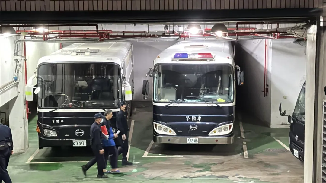 民眾黨主席柯文哲遭裁定延押2個月。(圖/塗豐駿攝)