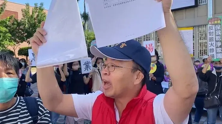 自救會發言人謝先生。（圖／中天新聞）