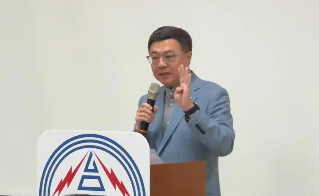 行政院長卓榮泰今(８)上午視察台中火力發電廠。（圖／中天新聞）