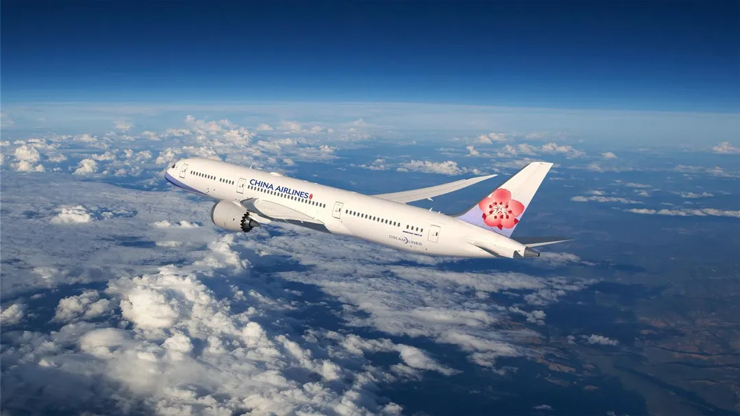 受到巴威颱風影響,中華航空9日、10日部分往返沖繩航班將提前或取消。(示意圖/華航提供)