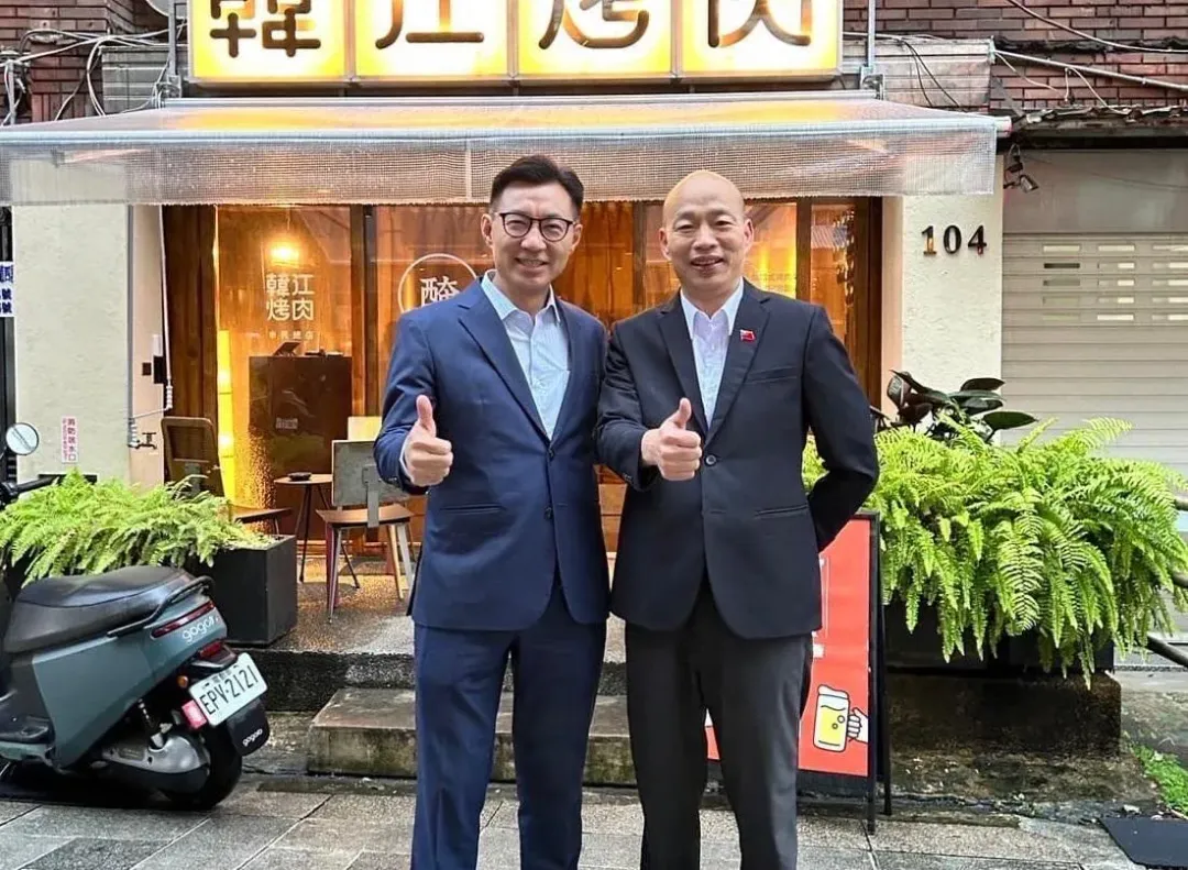 韓國瑜稱自己跟江啟臣之間關係就像川普和范斯一樣,引發討論。(圖取自韓國瑜臉書)