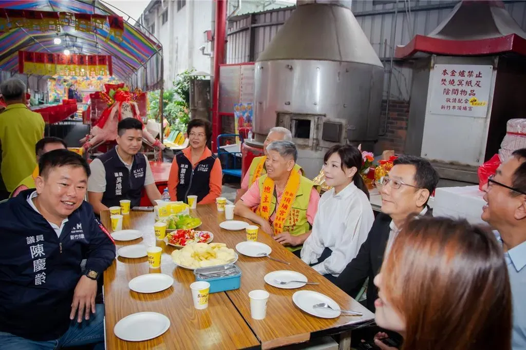 高虹安現身時看起來心情不錯。（圖／報系資料照）