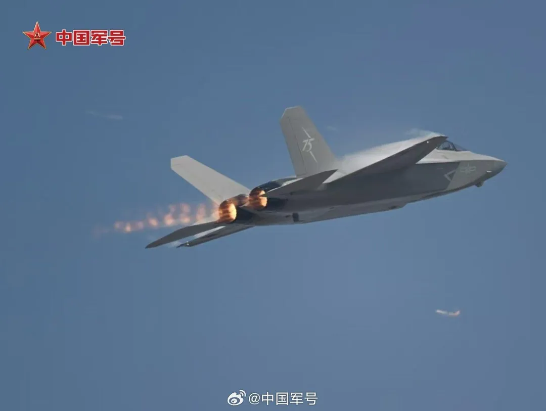 大陸殲-35戰鬥機。(圖/翻攝微博)