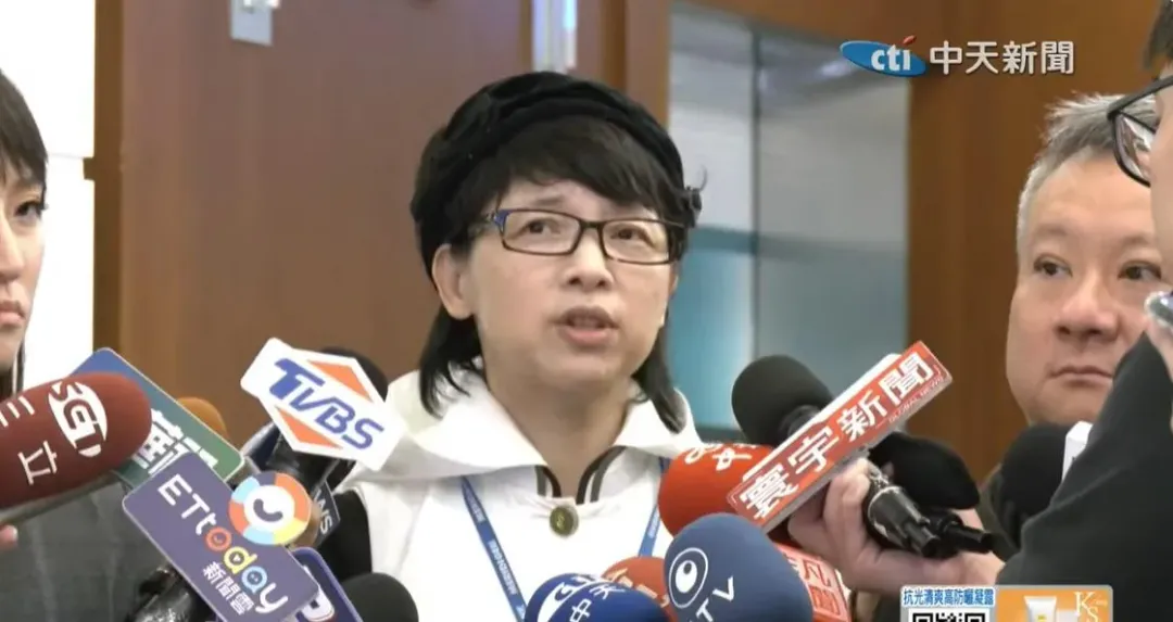 對於璩美鳳的指控，資深媒體人黃揚明認為最傷的其實是中間選民對於柯文哲的信任。（圖／中天新聞）