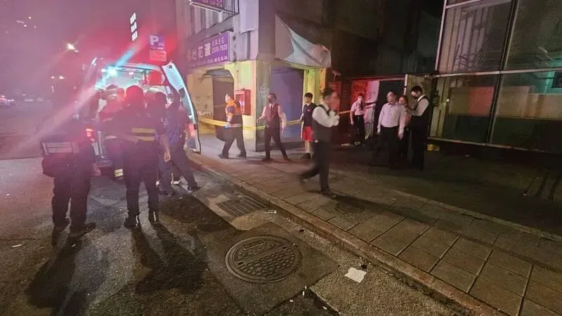 救護人員趕到現場救援。(圖/翻攝畫面)