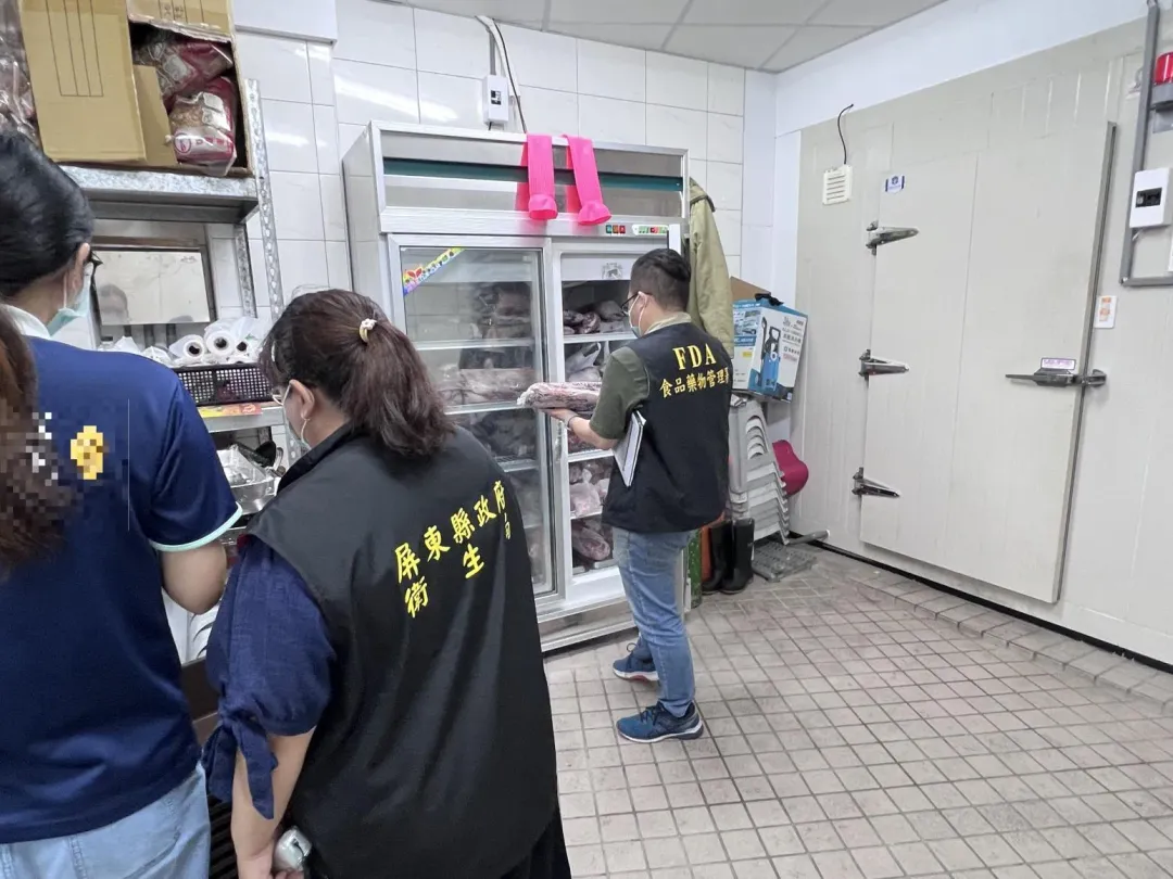 食藥署為保障民眾飲食衛生安全，聯合地方政府衛生局執行「吃到飽餐廳稽查專案」。（圖／食藥署提供）