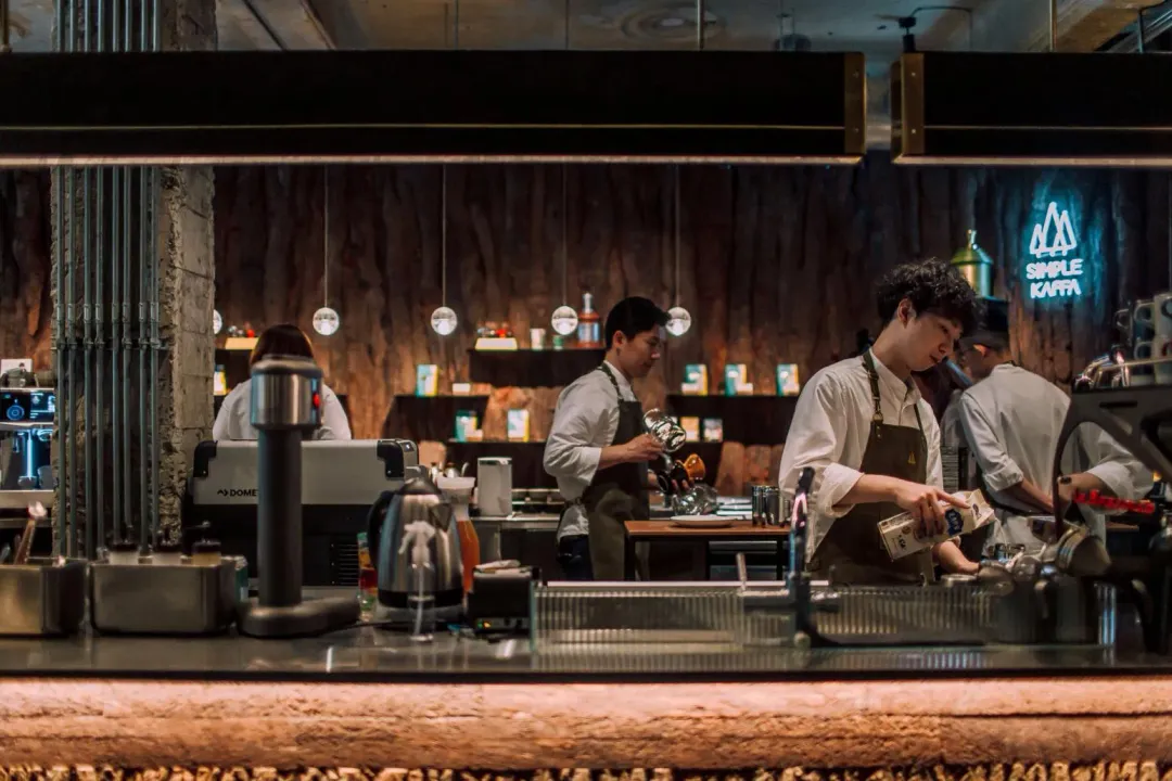 由於租約即將期滿,The Coffee One、興波咖啡超級棧將於2024年11月30日熄燈。(圖/翻攝自Simple Kaffa臉書)