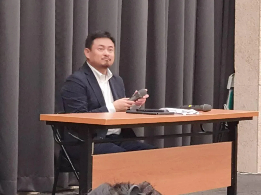 新任勞動部長洪申翰今日上任舉行記者會並接受媒體提問。(圖/林保宏攝)