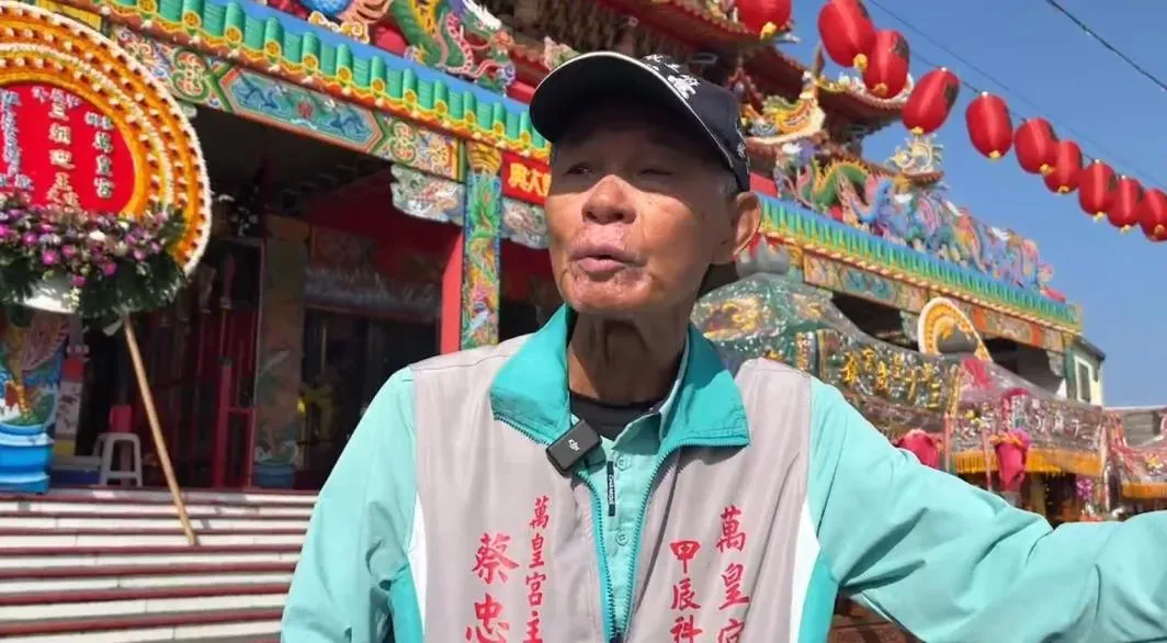 鹽埕天后宮主委林見隆表示，廠商有保險理賠，看維修費用多少一定會負責到底。（圖／中天新聞）