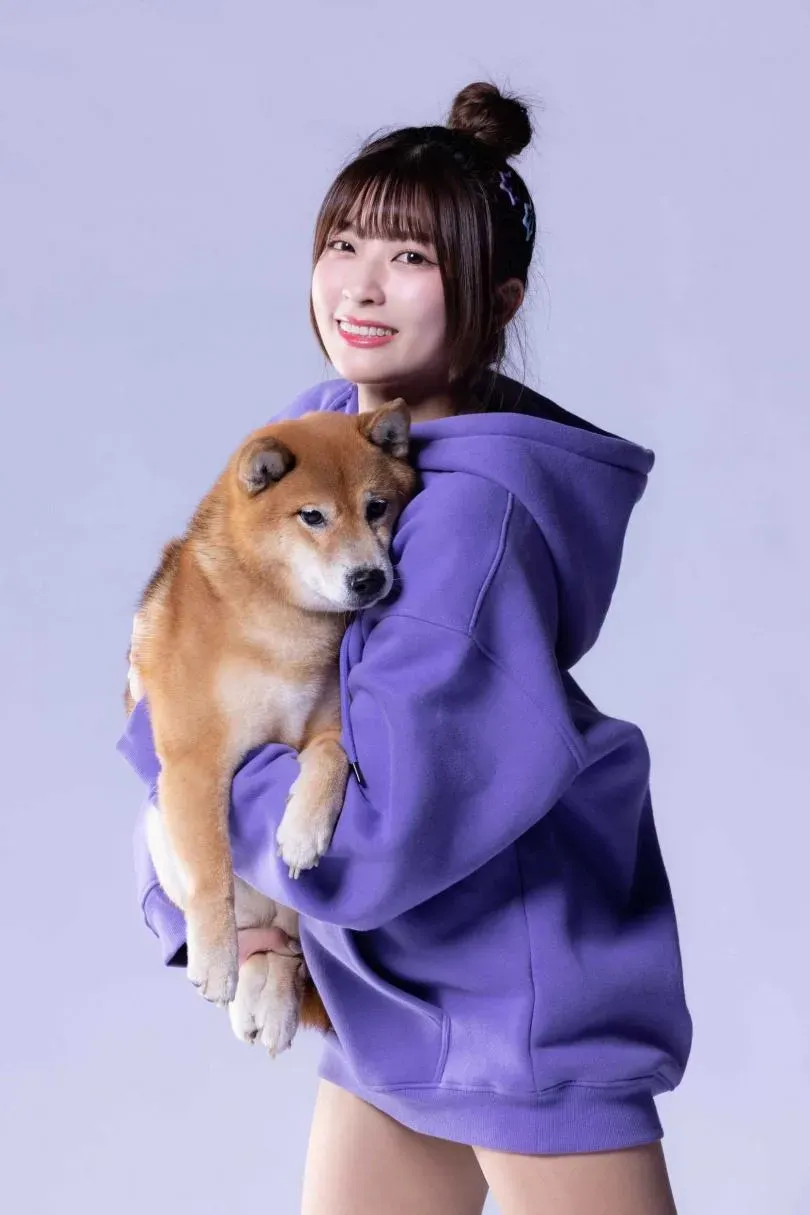阿剉雖然傲嬌，但也有會撒嬌的時候，反差讓瑟七覺得很可愛。（圖／翻攝自瑟七IG）