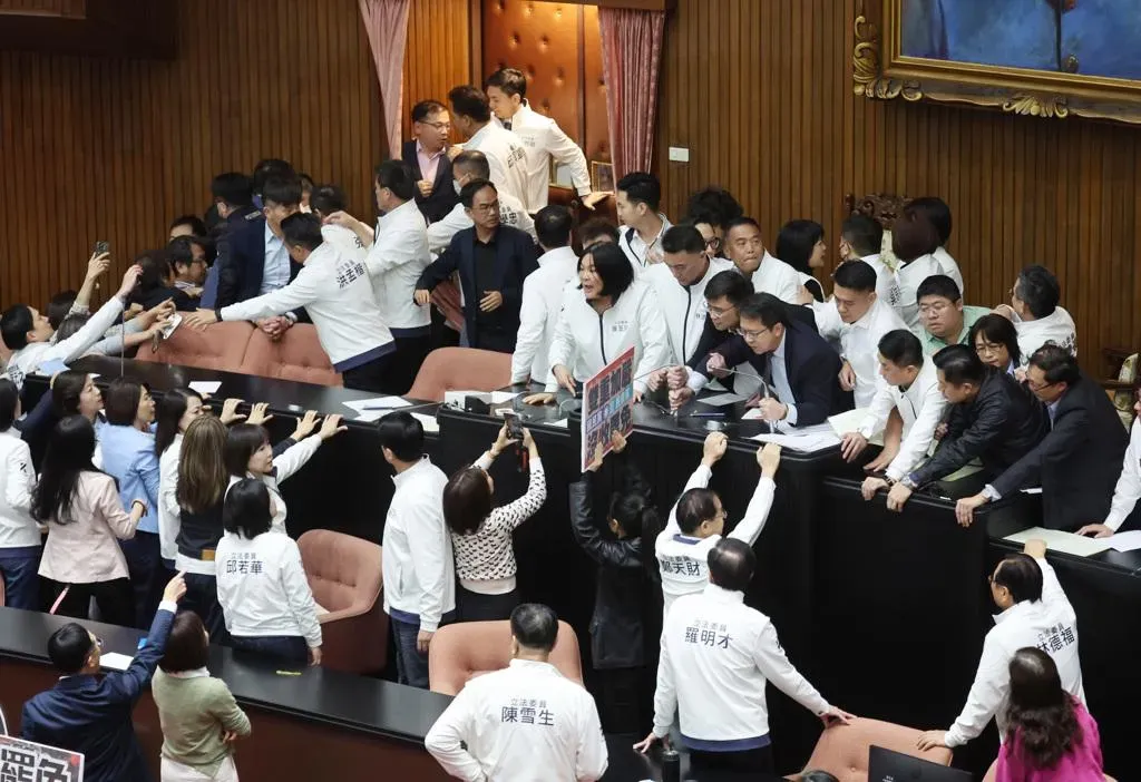 立法院6日朝野立委因為「選罷法」發生衝突。(圖/資料照)