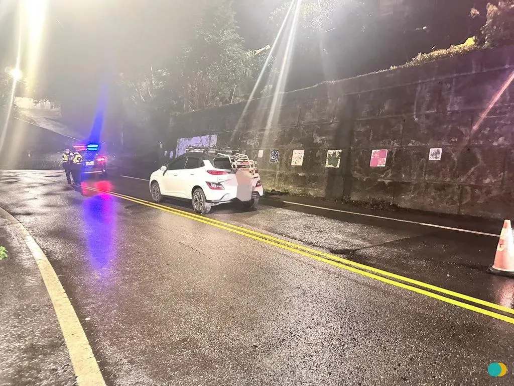 56歲王姓男駕駛經檢測並未酒駕，警方正在釐清車禍肇因。（圖／翻攝畫面）