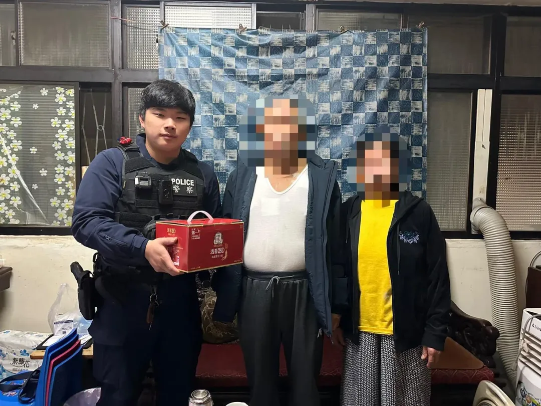 邱男及其妻子對員警當下果斷實施救護充滿感謝。（圖／三重分局提供）