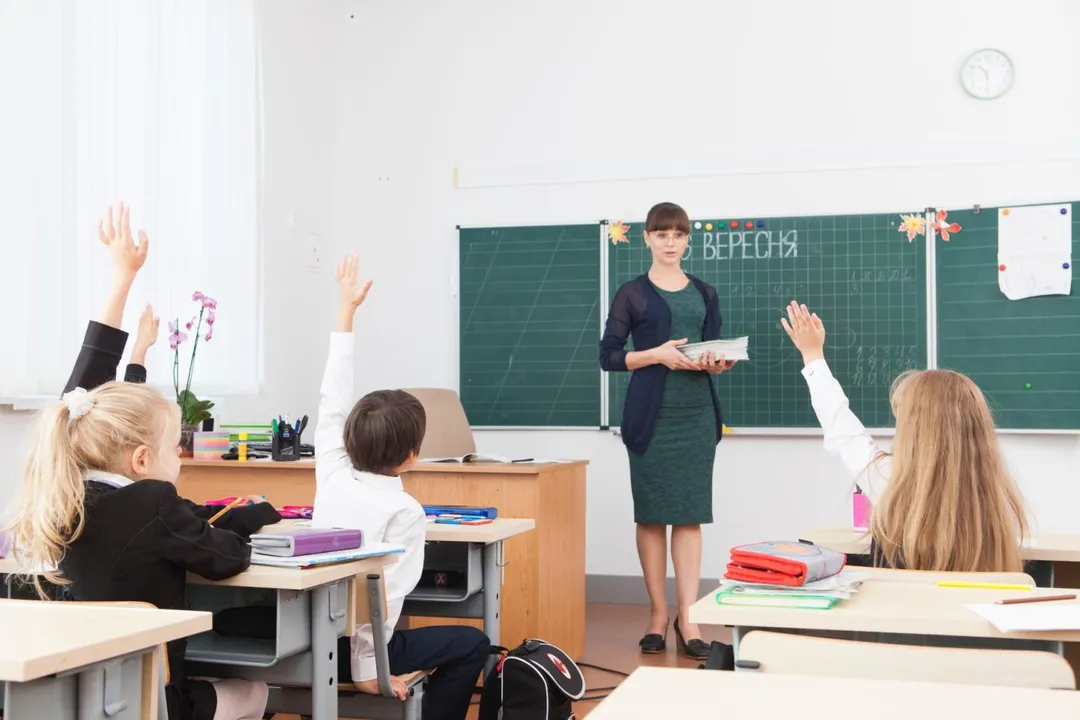 審計部數據顯示，全國國中小學約14萬人的教師群中，每14人就有1個無教師證，家長團體盼主管機關能安排專業培訓。示意圖，非新聞當事人。（圖／PhotoAC）