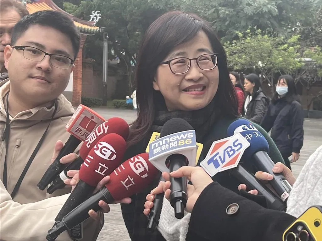 台北副市長林奕華14日出席活動時,回應海基會秘書長羅文嘉指蔣萬安藉雙城論壇向陸方反應問題等說法。(圖/中時張珈瑄攝)