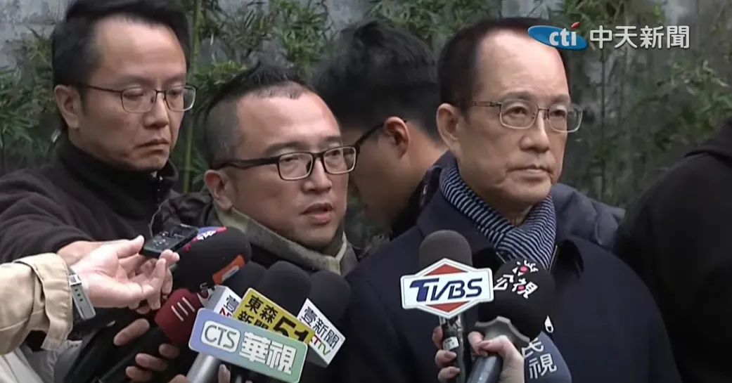 民眾黨回應柯文哲請辭問題。(圖/中天新聞)